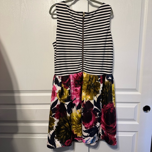 Taylor stripe and floral print a line dress - Picture 4 of 6